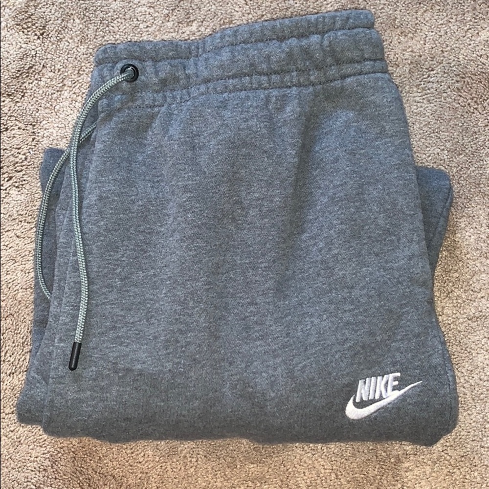 NIKE sweatpants